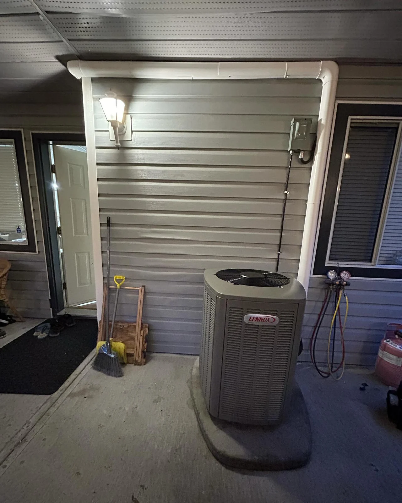 General Heating Lennox heat-pump installation.
