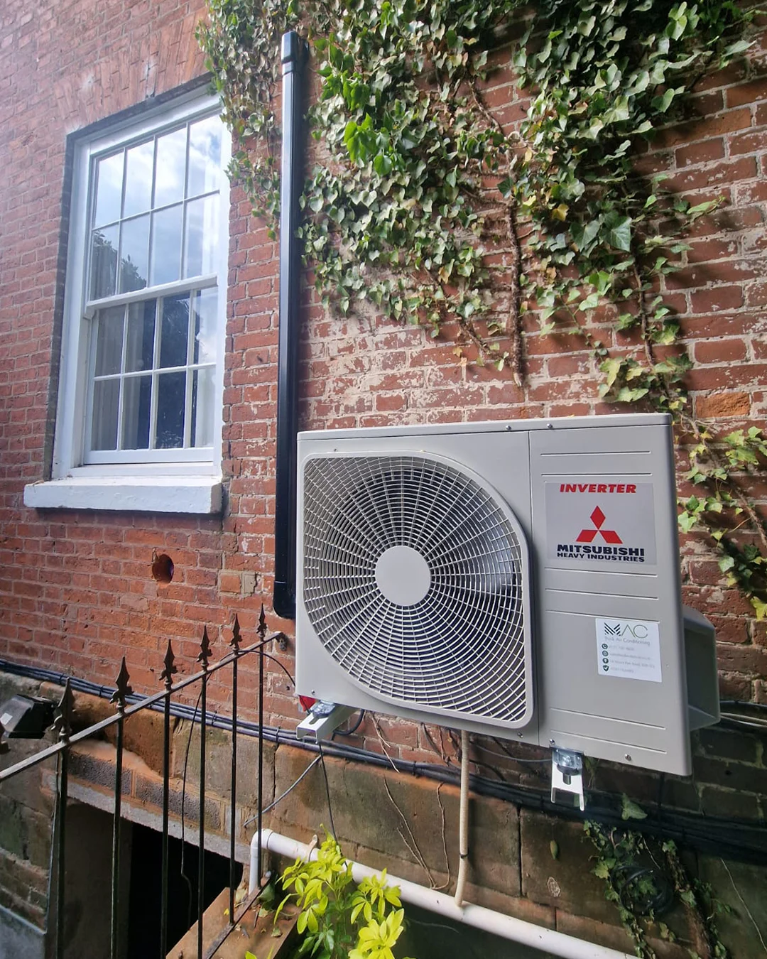 Mitsubishi Heavy Industries outdoor unit installation